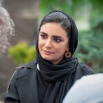 Linda Kiani Instagram – آنچه را عقل به یک عمر به دست آورده است دل به یک لحظه کوتاه به هم می‌ریزد…

#لینداکیانی #لیندا_کیانی#تابستان#ایران#گوشواره