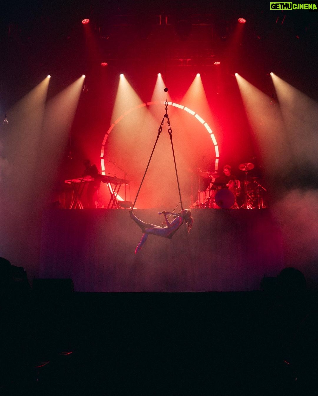 Lindsey Stirling Instagram - When I started trying to add dancing to my violin playing 13 years ago, it was so difficult to do the simplest movements. This picture would have blown my mind! 📸 by @thewastingtimeco