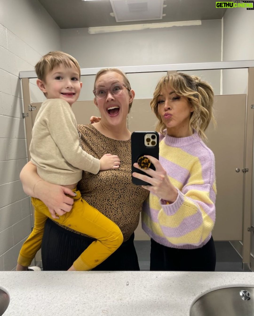 Lindsey Stirling Instagram - I’m already excited for the Christmas tour shenanigans to begin.