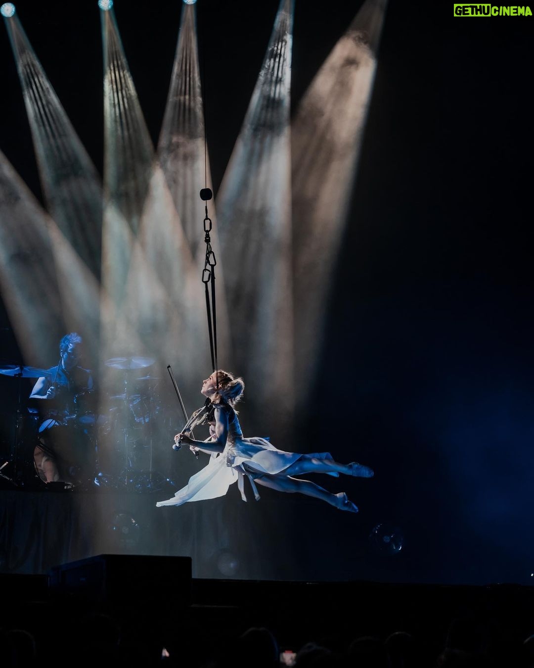 Lindsey Stirling Instagram - I can’t believe we only have 5 more shows🥹. You have all made this tour so magical. 📸 by @itsalexlyon