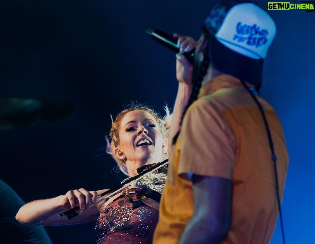 Lindsey Stirling Instagram - This has been such a special tour with @walkofftheearth. Their creativity and musicality amazes me every night and it’s an honor to share the stage with them.