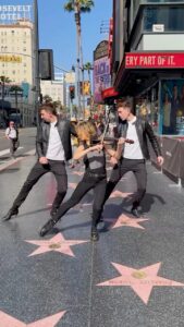 Lindsey Stirling Instagram - Hollywood rhythms with @lindseystirling ⭐️ #reels #hollywood #exploremore #lindseystirling #dance