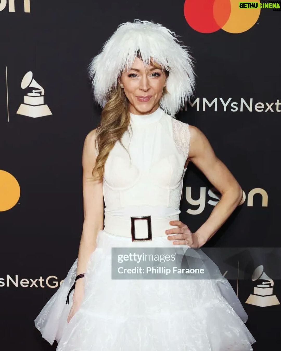 Lindsey Stirling Instagram - I’ll take any excuse to wear a fluffy hat. Grammy party.