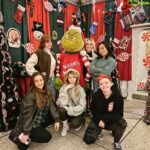 Lindsey Stirling Instagram – Photo dump.
Fyi: those eggs are bathroom stalls.
.The last photo was the best/ tackiest Christmas bar
