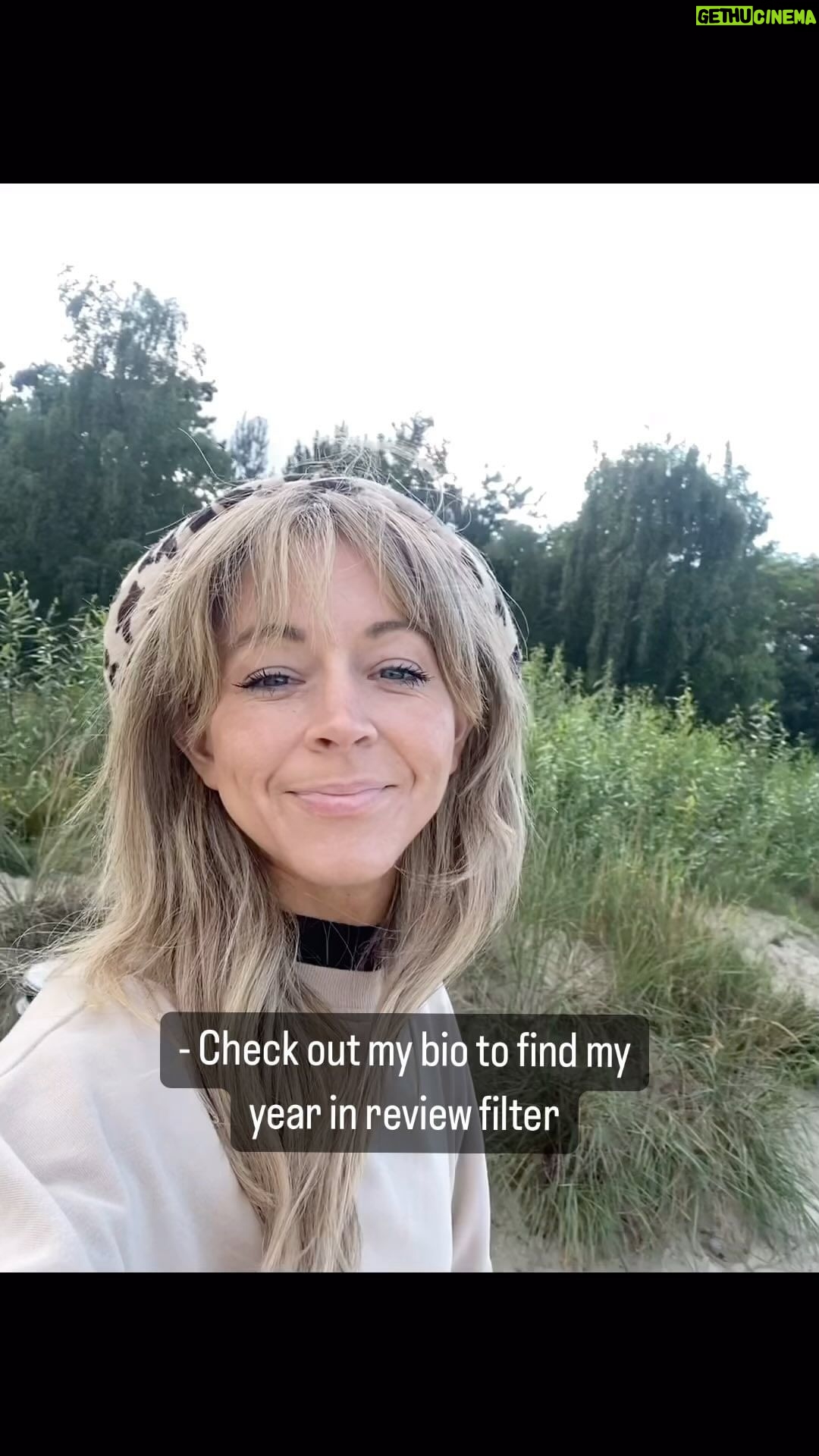 Lindsey Stirling Instagram - Link in bio to use my year in review filter for your edits. Be sure to “favorite” Lindsey’s Year In Review sound so you can use them together!