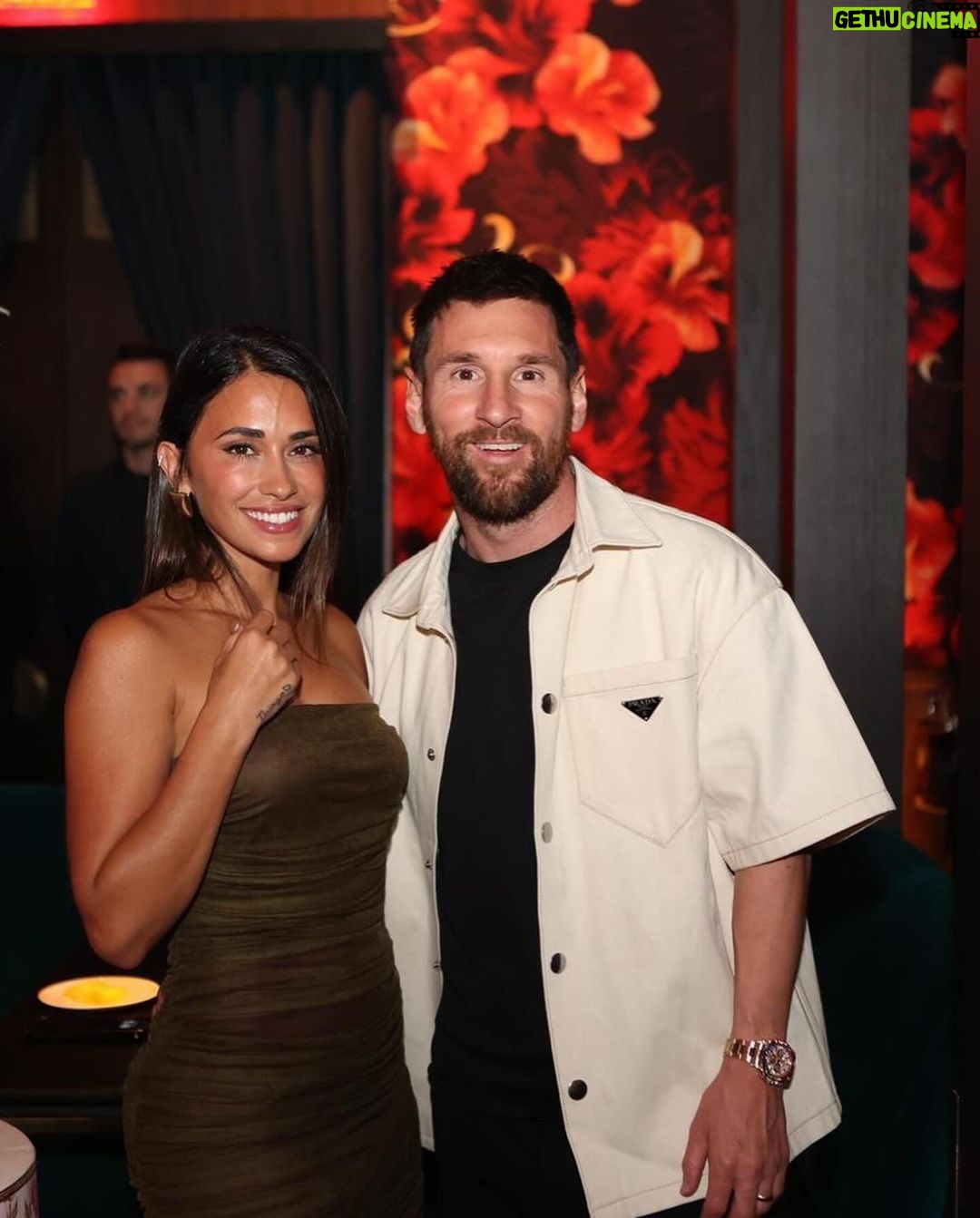 Lionel Messi Instagram - Sos crack @bizarrap!! Hermosa noche con amigos. 🙌 Miami, Florida