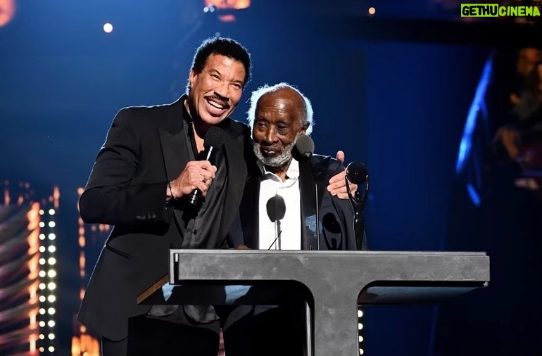Lionel Richie Instagram - What an incredible life… Clarence, you meant so much to so many…  your wisdom, support and friendship lifted everyone up in the most profound ways. You were a godfather to us all! ❤️ Love to Nicole, Alex and the rest of the family.
