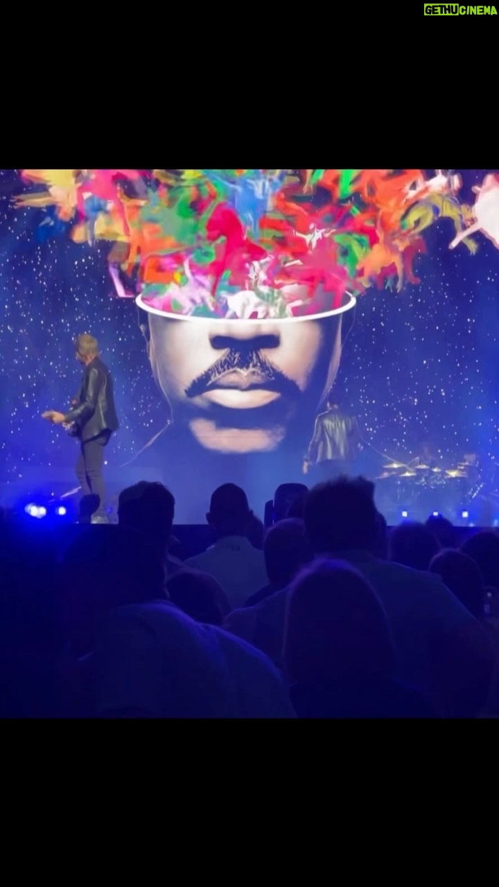 Lionel Richie Instagram - Toronto! You’re up next 🔥 #Ewf #lionelrichie