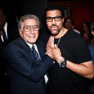 Lionel Richie Instagram - One class act and an amazing human being! Thanks for the memories.

📷 @alansilfen