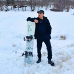 Lionel Richie Instagram - Uh-oh — Took a break from Sundance to refine my technique on the slopes 🏂 😜 - for Q&A, leave a comment Or tag a friend who needs to see this… 😂 @sundanceorg #filmfestival #slopes #parkcity Sundance Film Festival