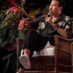 Lionel Richie Instagram – Hello from the Bahamas! πΆποΈ Up close and personal!! Get ready, tonight we will be dancing on the ceiling!! Atlantis at the Bahamas