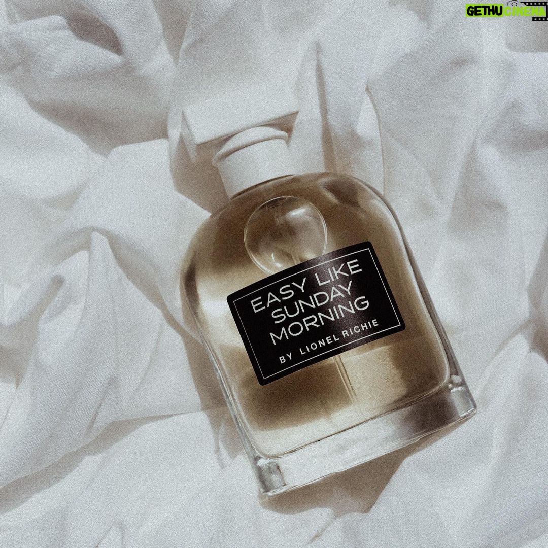 Lionel Richie Instagram - Hello! - It’s Easy Like Sunday Morning… ☀️🌱 New Fragrance Drop FRAGRANCE NOTES: Top Notes: Fresh Strawberry, Grapefruit, Almond Blossom Middle Notes: Jasmine Sambac, White Freesia, Waterlily Base Notes: Patchouli Heart, Sugared Musks, Sandalwood