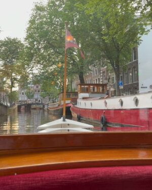Lionel Richie Instagram - Exploring Amsterdam and cruising through their iconic canals… 🛶 🎂🥳