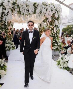 Lionel Richie Instagram - My little girl is all grown up and starting her own journey with the love of her life. You'll always be my little bird, but I'm so proud of the woman you've become. Endless Love to you and Elliot. 🤍 @sofiarichiegrainge @elliotgrainge 📷 @germanlarkin