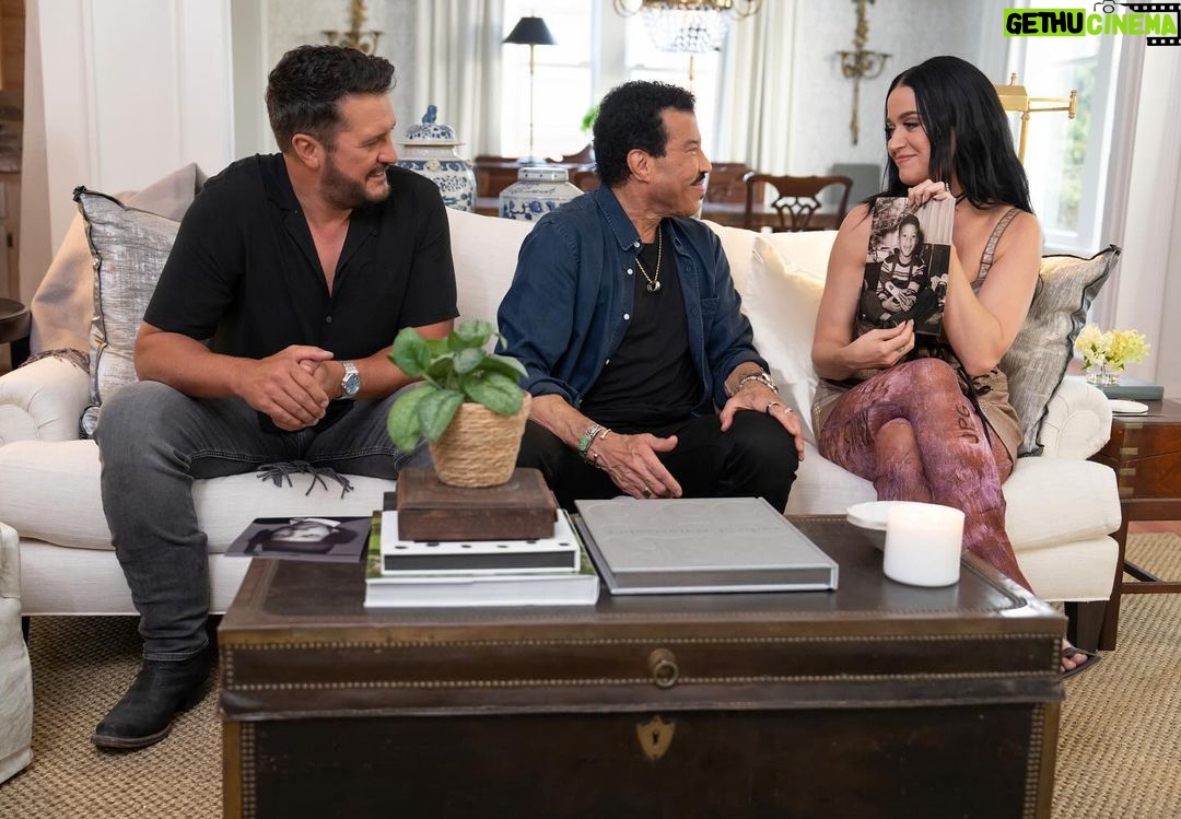 Lionel Richie Instagram - Where the heart is! 🏡💙 @lionelrichie brings us on home to Tuskegee, AL at 8/7c on ABC.