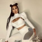 Lis Vega Instagram – 🤍 
In my world there are only paths full of possibilities, learning, love, good energy, light and high vibrations. 
#nevergiveup #newmusic #comingsoon #lapoetadelourbano #myfoow by 
@mystikactivemx #newcollection 🤍 𝓜𝔂 𝓵𝓲𝓯𝓮