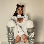 Lis Vega Instagram – 🤍 
In my world there are only paths full of possibilities, learning, love, good energy, light and high vibrations. 
#nevergiveup #newmusic #comingsoon #lapoetadelourbano #myfoow by 
@mystikactivemx #newcollection 🤍 𝓜𝔂 𝓵𝓲𝓯𝓮