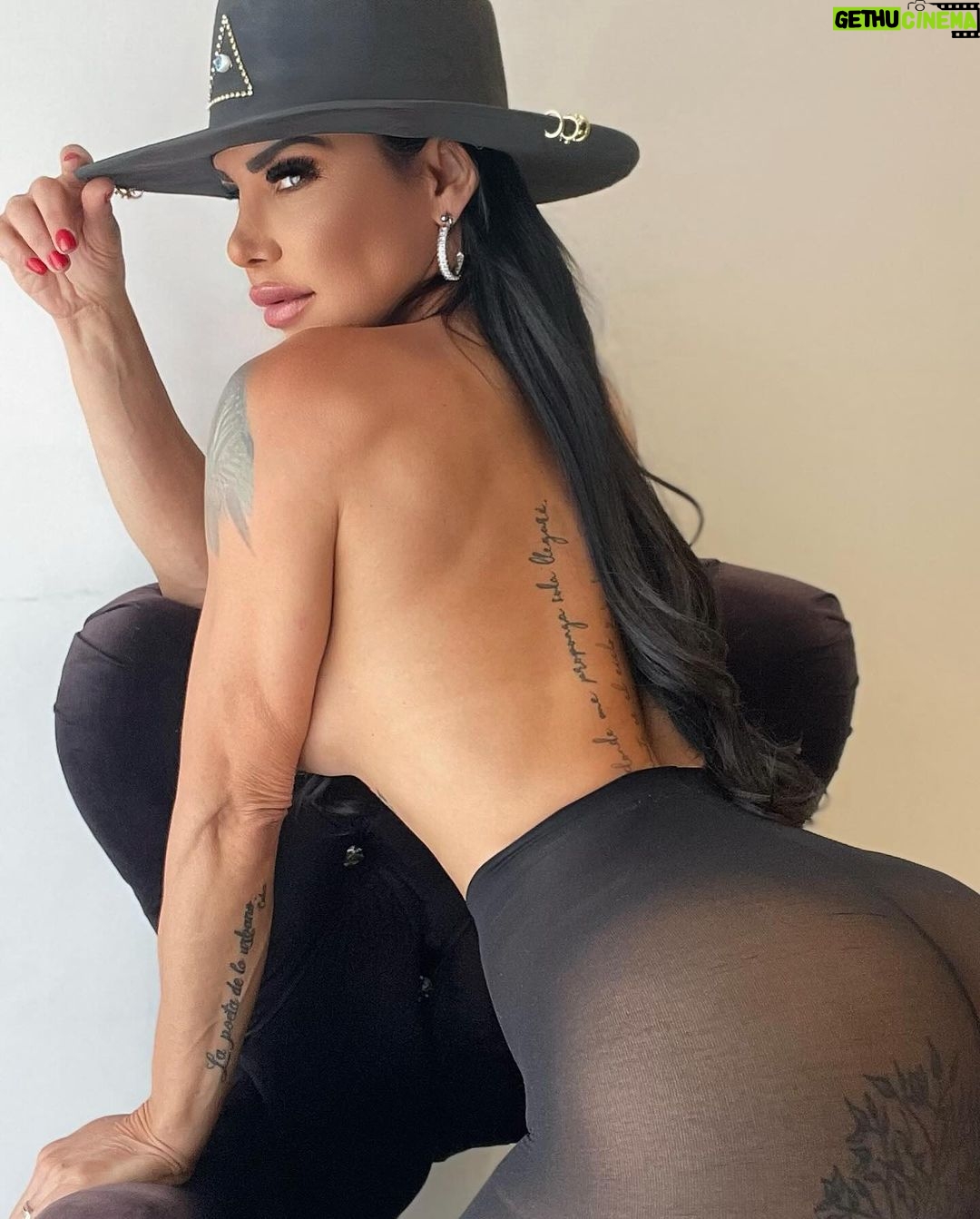 Lis Vega Instagram - Some people want everything but I don't want anything at all if I don't have you. π«π«ΆπΌβΎοΈππ» . . . #onlyfans #linkinbio #sincensura #playboymx #playboylatinoamerica #mexico Link in Bio