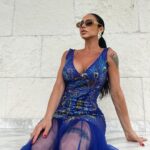 Lis Vega Instagram – 🦋You are art, art is about appreciation, in the right eyes you will always be light and essence.
@mitzyofficial_ diseñador mexicano lleno de arte 🫶🏼♾️
#dress #glamour #art #mexico #womans #style 🦋