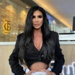 Lis Vega Instagram - 🫶🏼♾️🪐💫 love me like you do #loveintheair #goodnight #lovemyself #lovemyprocess 💫 𝓜𝔂 𝓵𝓲𝓯𝓮