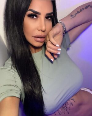 Lis Vega Instagram - TU MORENA ❤️‍🔥 
#goodnight 🪐 
Contenido exclusivo para mis fans de #playboy 🇲🇽 #latinoamerica #latina #mexico #sensualidad 
#newcontent #onlyfans #llisvegaofficial #sincensura #playboy #playboymx #playmate #celebrities