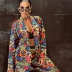 Lis Vega Instagram – SOY MÁS GUERRERA QUE PRINCESA, PERO POR NADA DEJARÍA CAER MI 👑
Att:LA REINA 👑 
.
Mi tiempo, mi mundo, mis reglas 📝
.
#lapoetadelourbano #newmusic #comingsoon 
#newmusic #myflow by 
@mary_queen_fashion @mary_queen_fashion2 #boutique #miami ❤️ 
#flow #fashion #womansstyle #womanspower  #mystyle #nevergiveup 
#actriz #cantante #celebrities #latina #cubana #mexicana 𝓜𝔂 𝓵𝓲𝓯𝓮