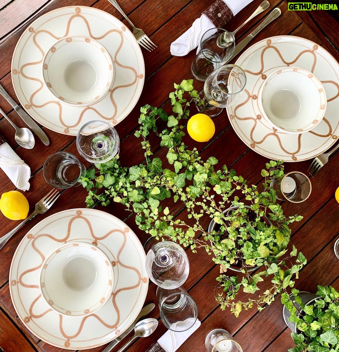Lisa Haydon Instagram - Summer Saturdays🍋🌱☀️ Love setting a table to have friends over after 4 months of quarantine.. with our social distancing bans slowing lifting. This @themiszc table set is handmade in Greece by local artisans. Now more than ever, our spending choices can help support conscious businesses that strive to fulfil orders and give back in spite of crisis. Hong Kong