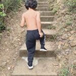Lisa Haydon Instagram – Weekend hikes with my baby lion… to him we are always climbing to get to the top of “Pride Rock”. Mount High West