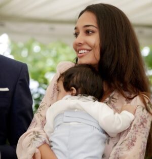 Lisa Haydon Instagram - Two years ago today #Memories #BabyZack #3months