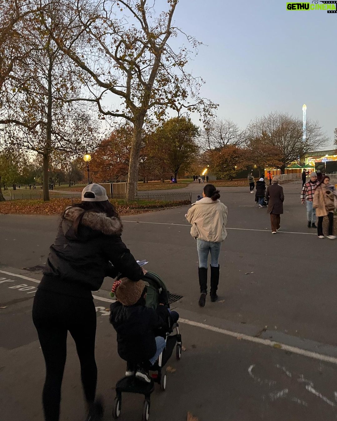 Lisa Haydon Instagram - Reminiscing the last 6 weeks in london. The most fun trip, wish we could do it all over again… London, United Kingdom
