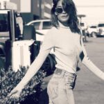 Lisa Haydon Instagram – Swing in’ ✌️the weekend like …