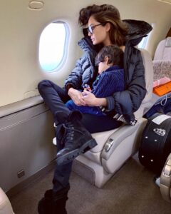 Lisa Haydon Instagram - 🇨🇭✈️🇩🇪for🎄