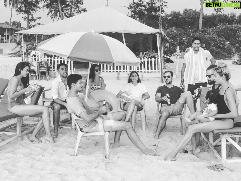 Lisa Haydon Instagram - A lot to be thankful for.. Thank you 🙏