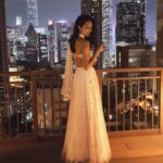 Lisa Haydon Instagram - may the Festival of Lights ignite us all! ✨✨ Happy Diwali! 👗 @simratmarwahatelier