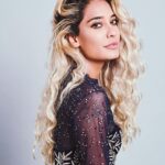 Lisa Haydon Instagram - 👋 @mishruofficial 🌌