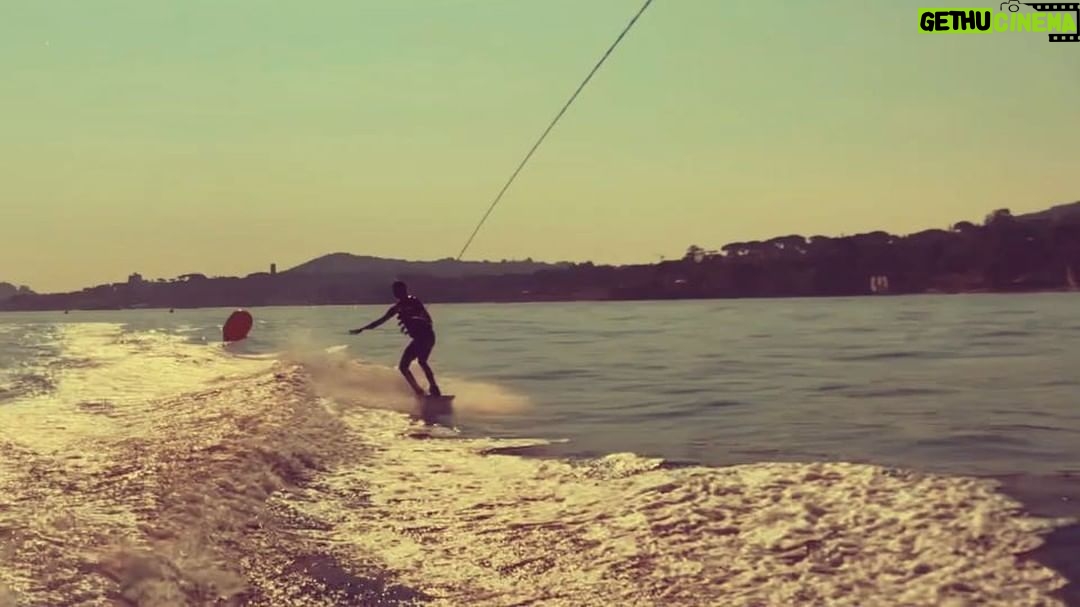 Lisa Haydon Instagram - My goal this trip was to learn to wake board. Thanks @astfrance✌️no better feeling than waking up to the 🌊 like this. P.s music credit @madhav_mehta 😎😋 #TheSeaWillSetYouFree