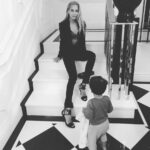 Lisa Haydon Instagram - Photo Bombed