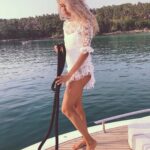 Lisa Haydon Instagram - ⚓️