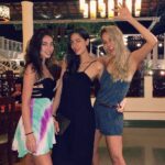 Lisa Haydon Instagram - 🧜‍♀️🧜‍♀️🧜‍♀️ #happywomensday Girls girls girls