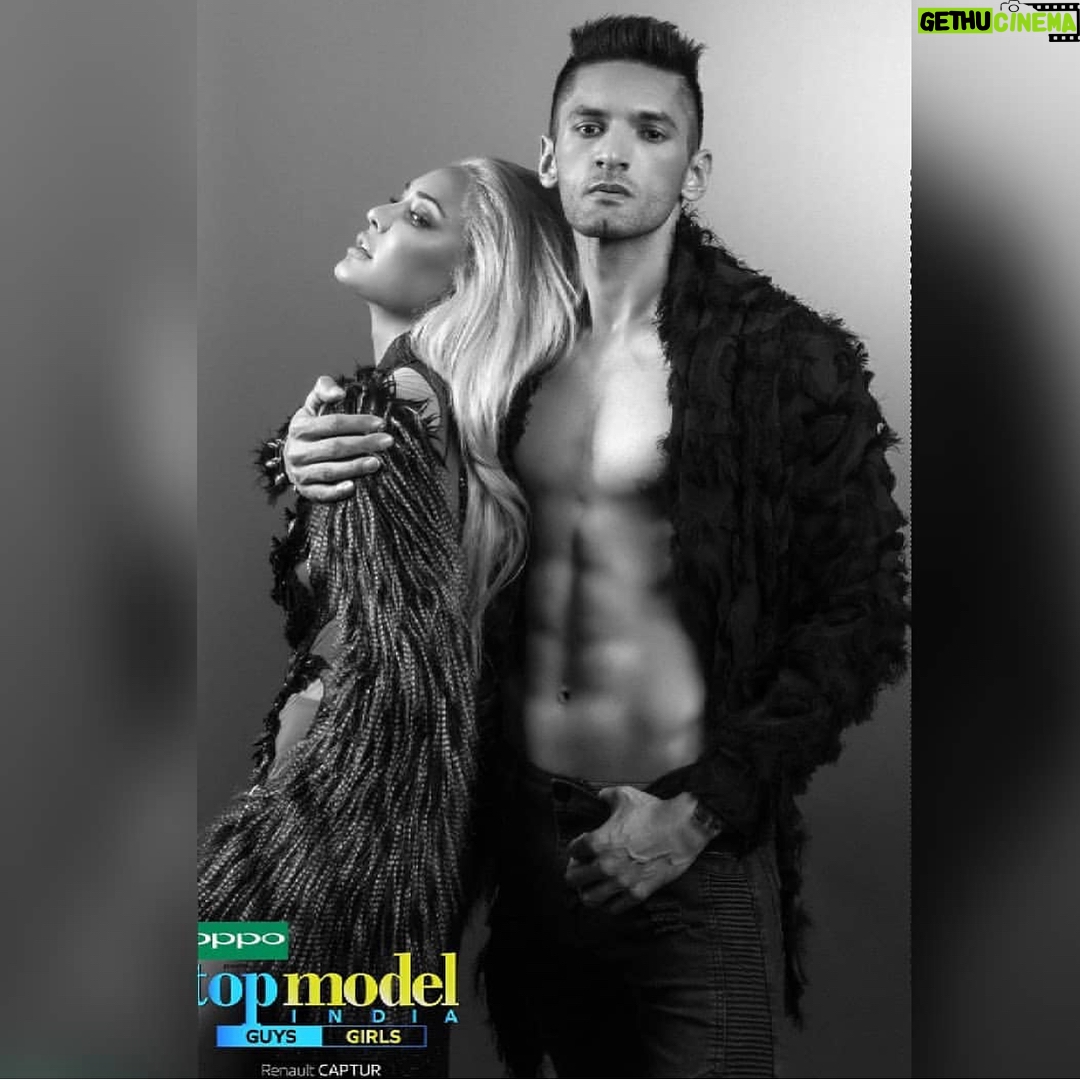 Lisa Haydon Instagram - A few of my favourite pics from Sunday’s episode of #TopModel with my guys and girls 💕