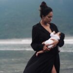 Lisa Haydon Instagram - 🖖So I’ve been away from insta for a while now, here’s my best attempt at a catch up post.. Things can feel pretty extra after having a baby. A lot of it is probably hormones. Two under two and three kids in four years has been truly humbling. I don’t mean humbling in the way I’ve heard ppl say after winning an Oscar lol But humbled in an, I feel incapable kind of way. I thought we’d be taking it one day at a time, but we’re down to taking it one feed at a time. No one tells you how long you’ll spend burping your baby. And what not getting that burp up can mean. I take a second sometimes to just remind myself there is no destination in motherhood. Pumping while having a coffee, organising the boys schedules — pick ups, drop offs and bouncing the bouncer with one foot. And then there’s that sound, that tiny little noise that makes it all worth it, and when you finally hear it, it’s the most rewarding.. that little burp! 📸 @rubylaw Lantau Island