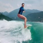 Lisa Haydon Instagram - Falling down isn’t so bad 😉💙🌊 Hong Kong