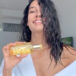 Lisa Haydon Instagram - GOOD NEWS- my favourite luxury haircare brand @kerastase_official now available to be delivered to your doorstep by a salon near you! To find your nearest salon and order your products you can click on the link in my bio and give your hair the feel good it deserves! #KerastaseAtHome 😉 #KerastaseClub #KerastaseIndia 💃🏼
