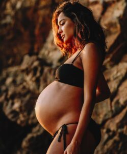 Lisa Haydon Instagram - 11th January 2020- A few days before Leo was born, before corona came along, before 2020 became the year of hindsight. #bumpproud #wethewomen Hong Kong