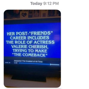 Lisa Kudrow Instagram - Had JUST heard about @jeopardy !!!!!🥰🤩🥳best thing ever. Not even trying to find out if anyone got it right #madeit