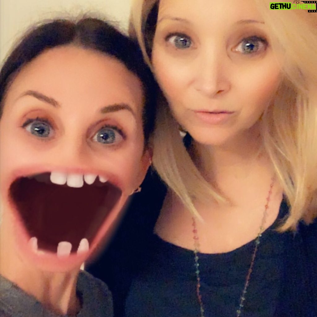 Lisa Kudrow Instagram - I’ve never looked better. And Courteney too.