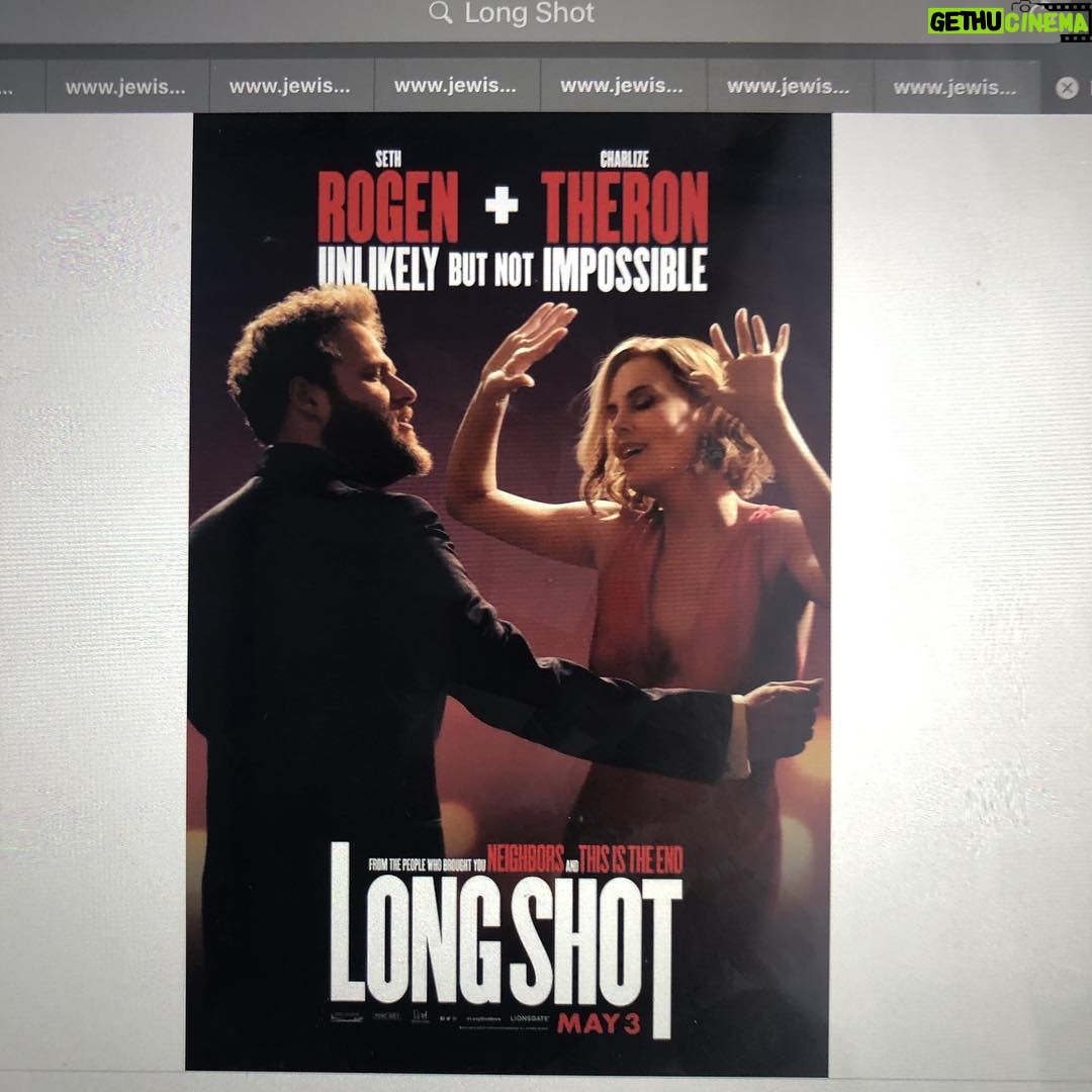 Lisa Kudrow Instagram - It’s just that it’s so good! Reminds me of the classic romantic comedy from another era.