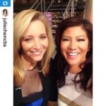 Lisa Kudrow Instagram - So GREAT guest hosting @THETALK_CBS with @juliechencbs today!! She's on "Who Do You Think You are?" This Sunday on TLC! 👍 #wdytya
