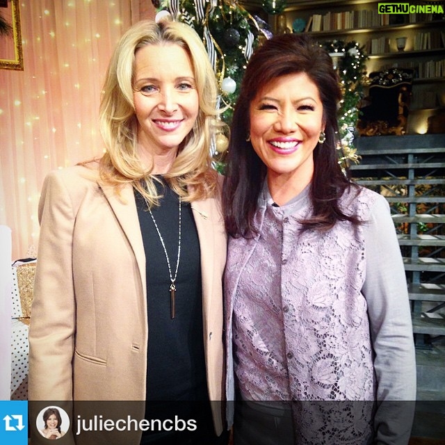 Lisa Kudrow Instagram - I'm on THE TALK today with @juliechencbs! Then Valerie will be on THE TALK this Sunday night on #theComeback! #meta!