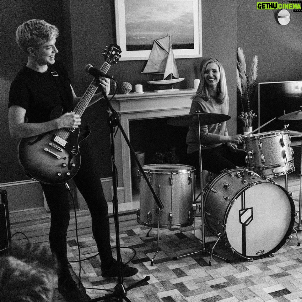Lisa Kudrow Instagram - Just learned this was cut from FeelGood season 2… but I learned how to play the drums and I sang loud and a little obnoxiously - oh maybe that’s why it was cut. IT WAS FUN though. @feelgoodnetflix June 4th